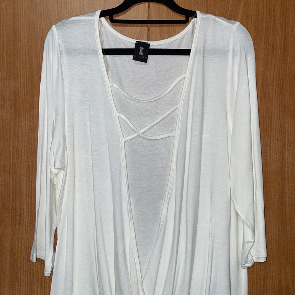 Lilian Hi-Lo Blouse - White - Size 3X - Picture 3 of 10